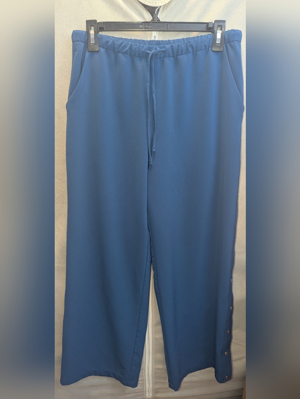 Athleta MVP Snap Pant - Picture 4 of 5